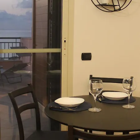 Gasthuis Senia Loft Cefalù